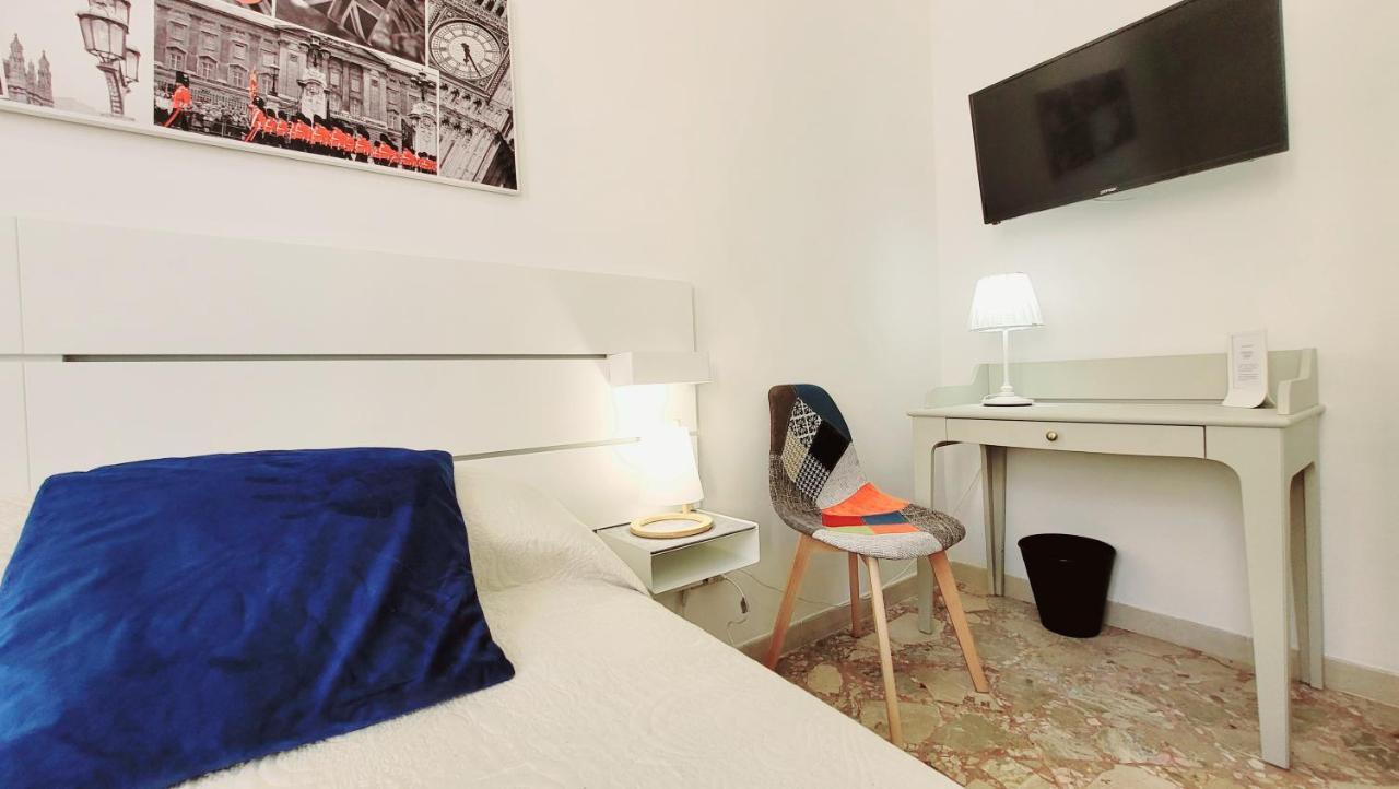 Zanzi 'S Charming Rooms 阿沃拉 外观 照片