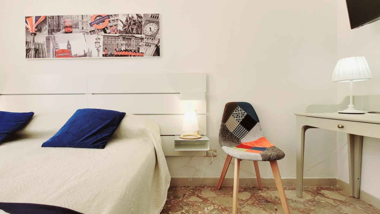 Zanzi 'S Charming Rooms 阿沃拉 外观 照片