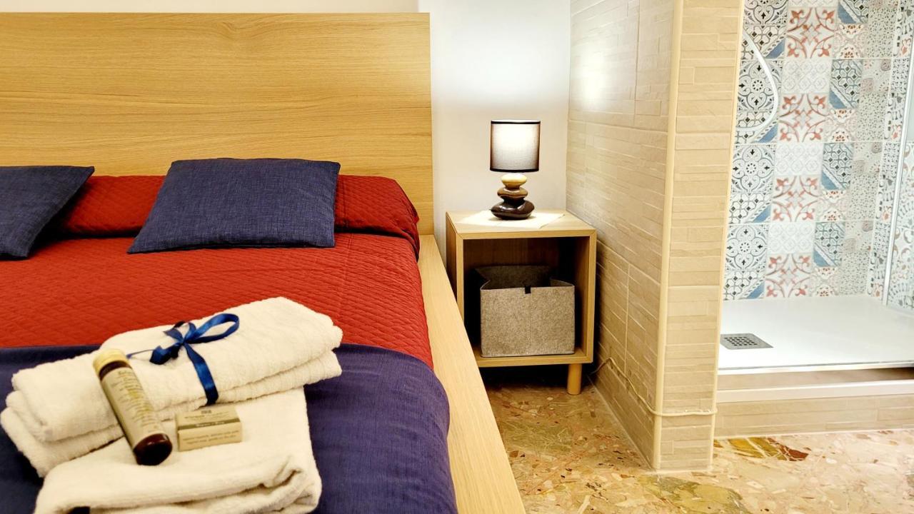 Zanzi 'S Charming Rooms 阿沃拉 外观 照片